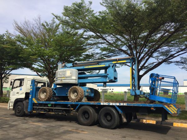 Dịch vụ cho thuê, vận chuyển xe nâng đến tận công trình tại BBC Rental Dịch vụ cho thuê, vận chuyển xe nâng đến tận công trình tại BBC Rental